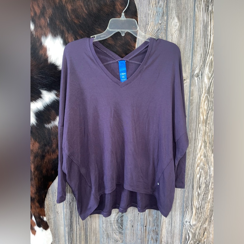 Kit and Ace size XS dark plum purple dolman long sleeve workout shirt